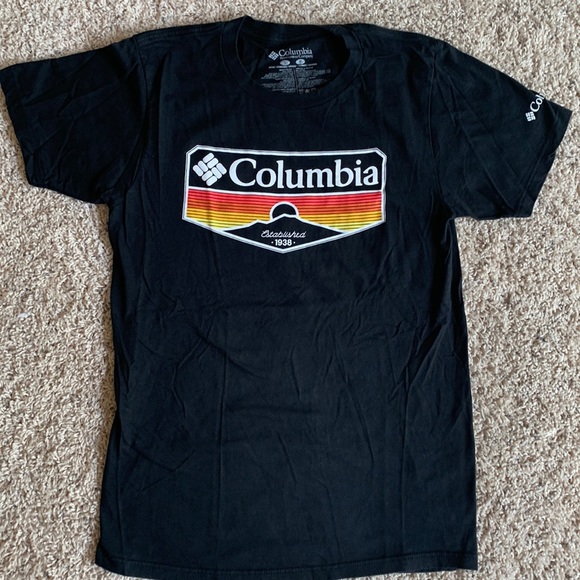 Columbia Brand T Shirt - Picture 1 of 2